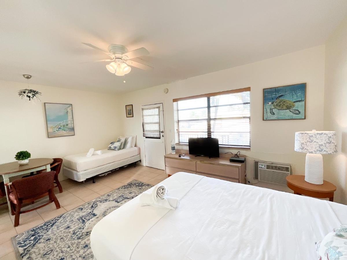 Tropic Isle Hotel & Apartment Hollywood Extérieur photo