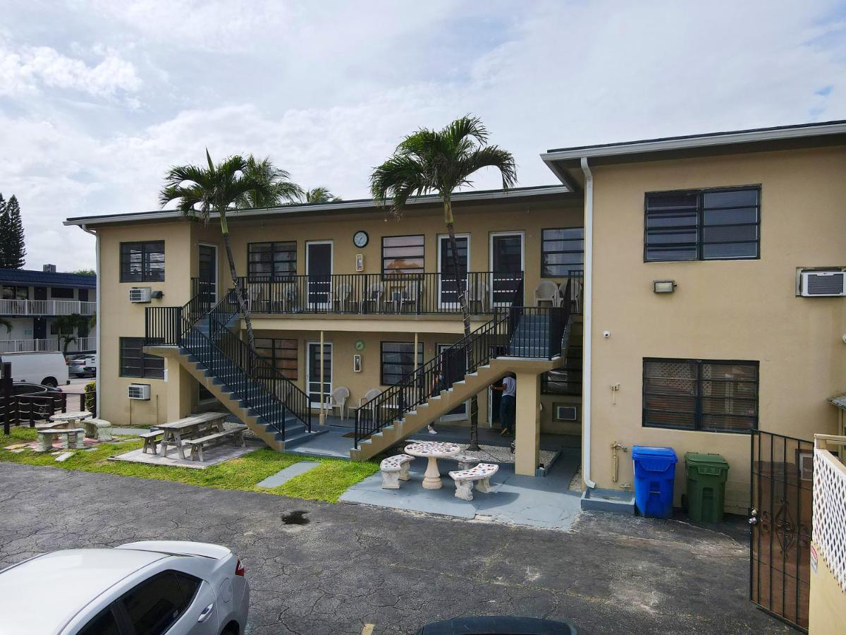 Tropic Isle Hotel & Apartment Hollywood Extérieur photo